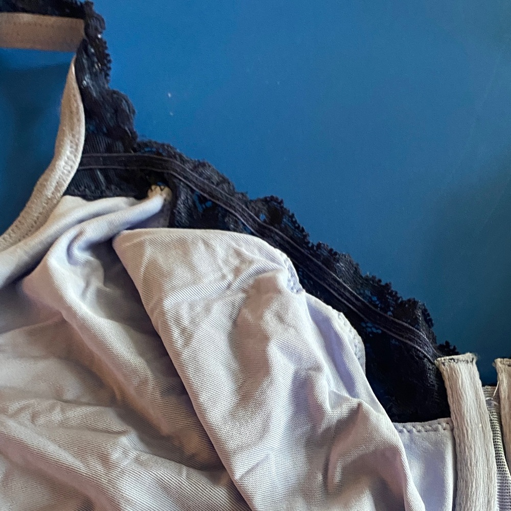 Soma Embraceable Unlined  Lace Trimmed Bra in blue and Black - Picture 2 of 11